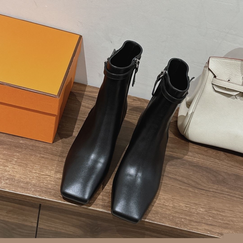 H**mes boots